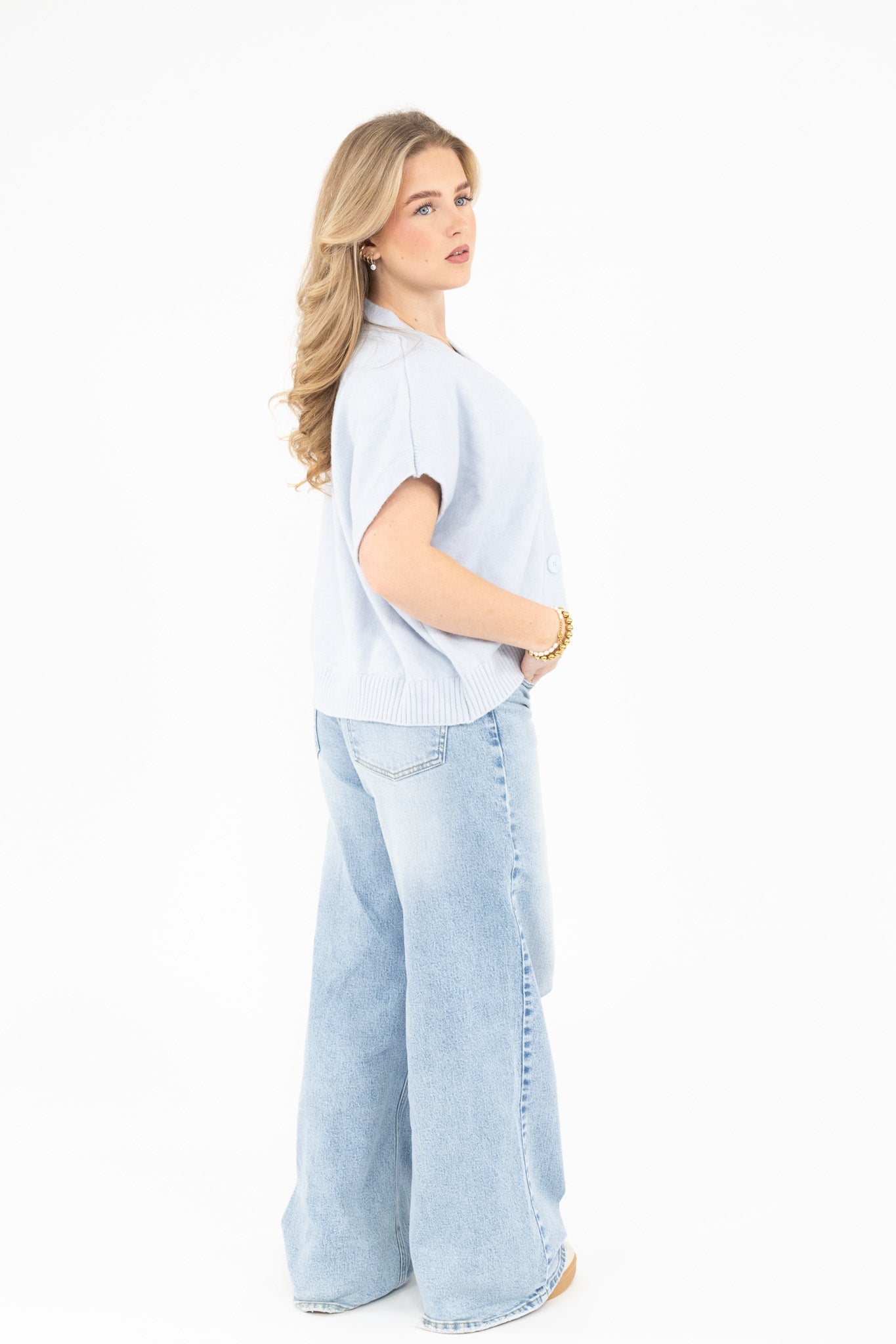 Short Sleeve Knit Cardigan