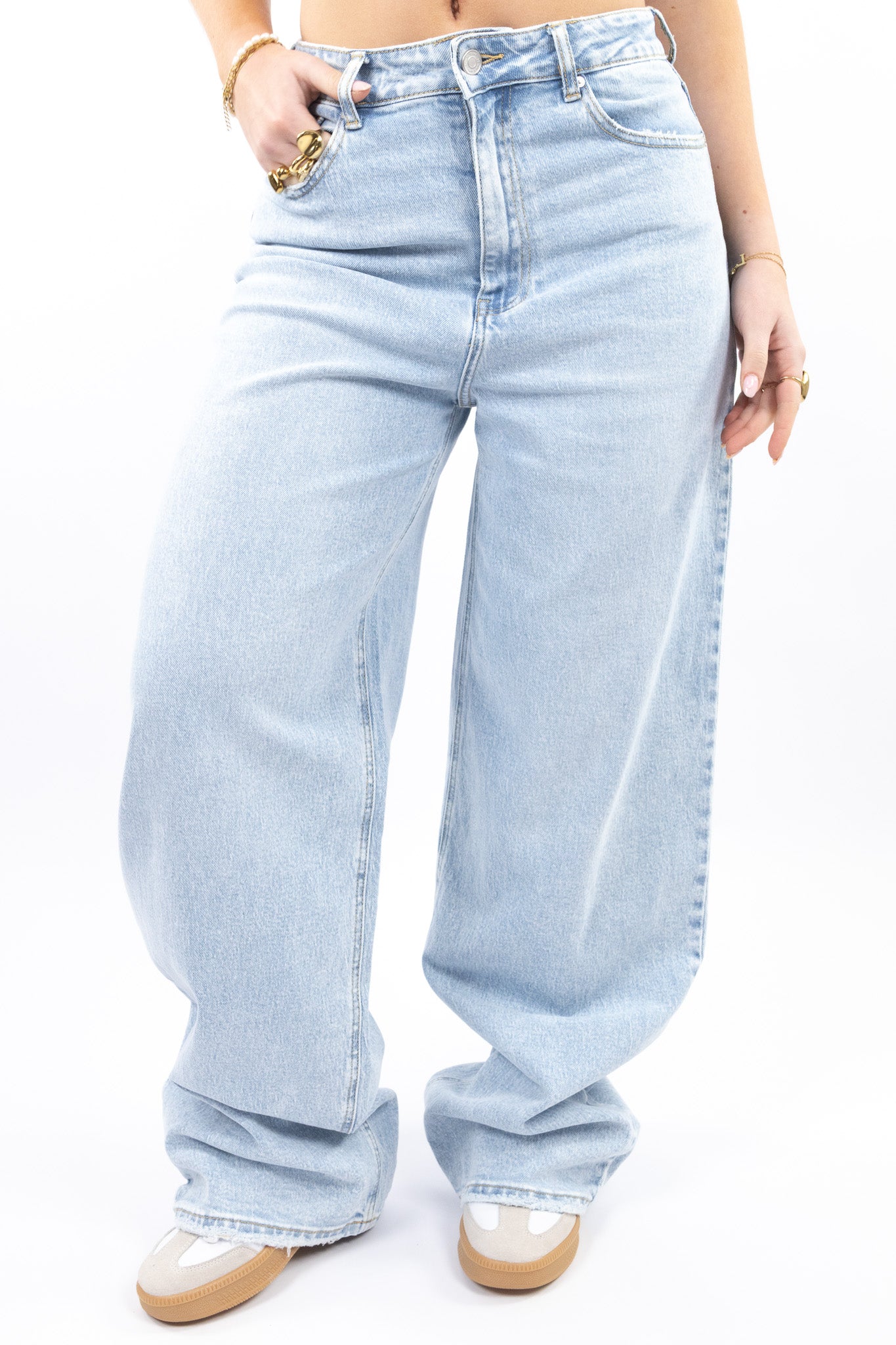 Street Wide Leg Jeans