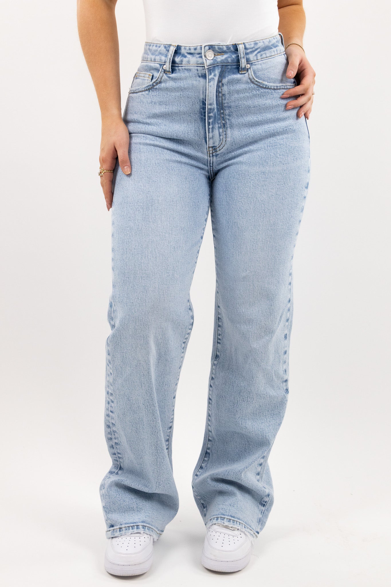 Pink bow jeans