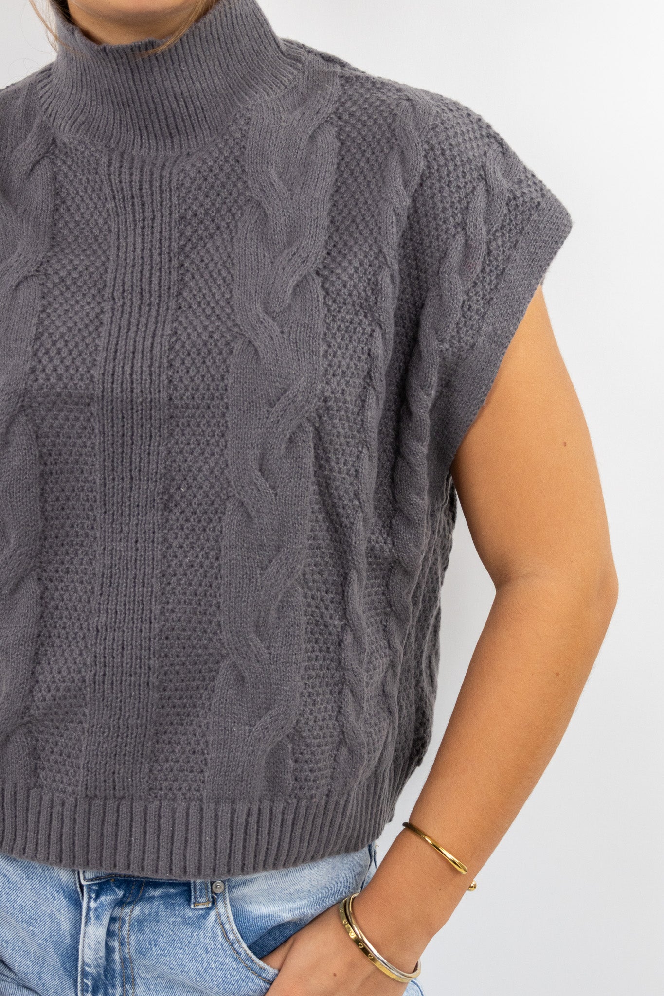 Cable Knit Sleeveless