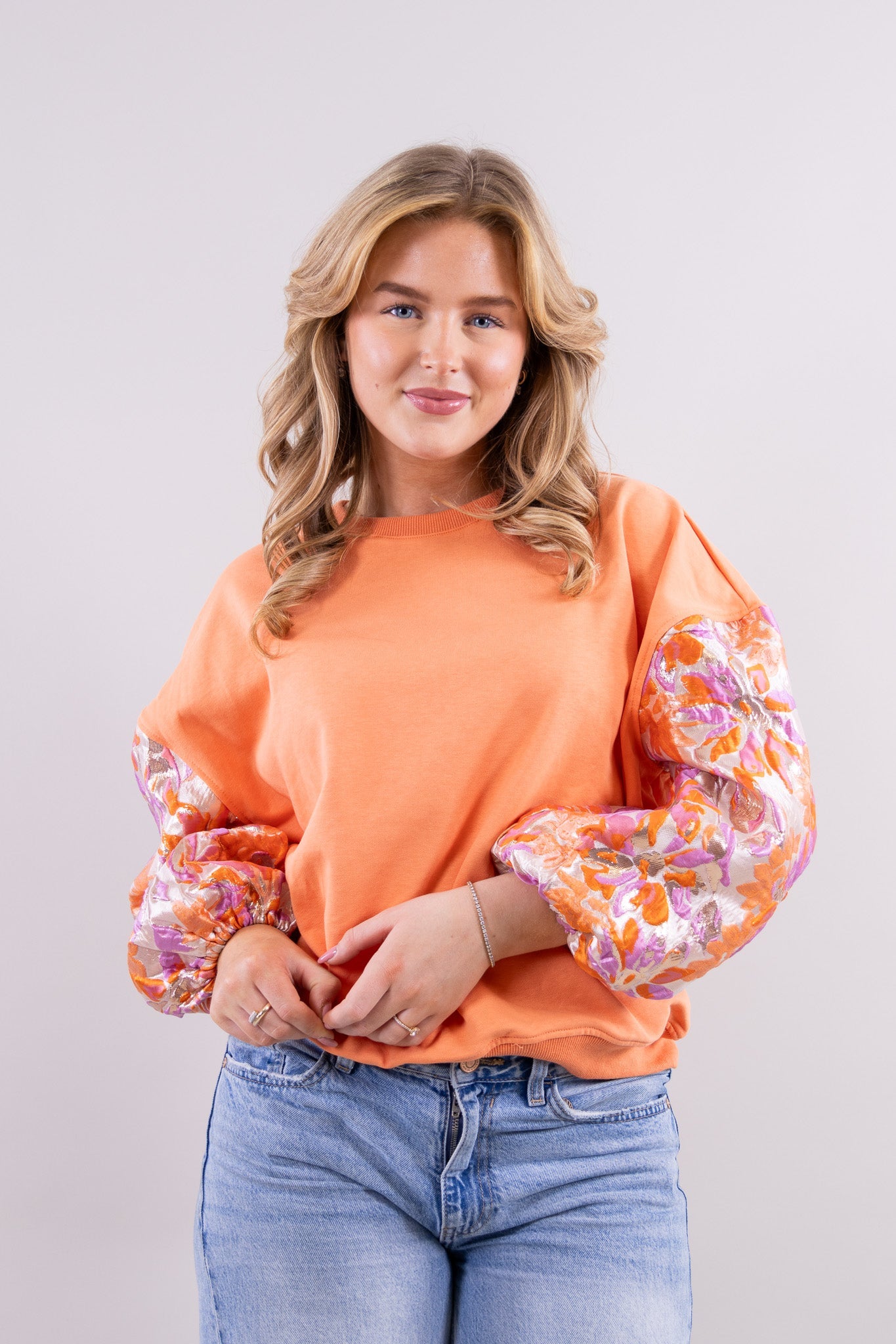 Joya flower sweater