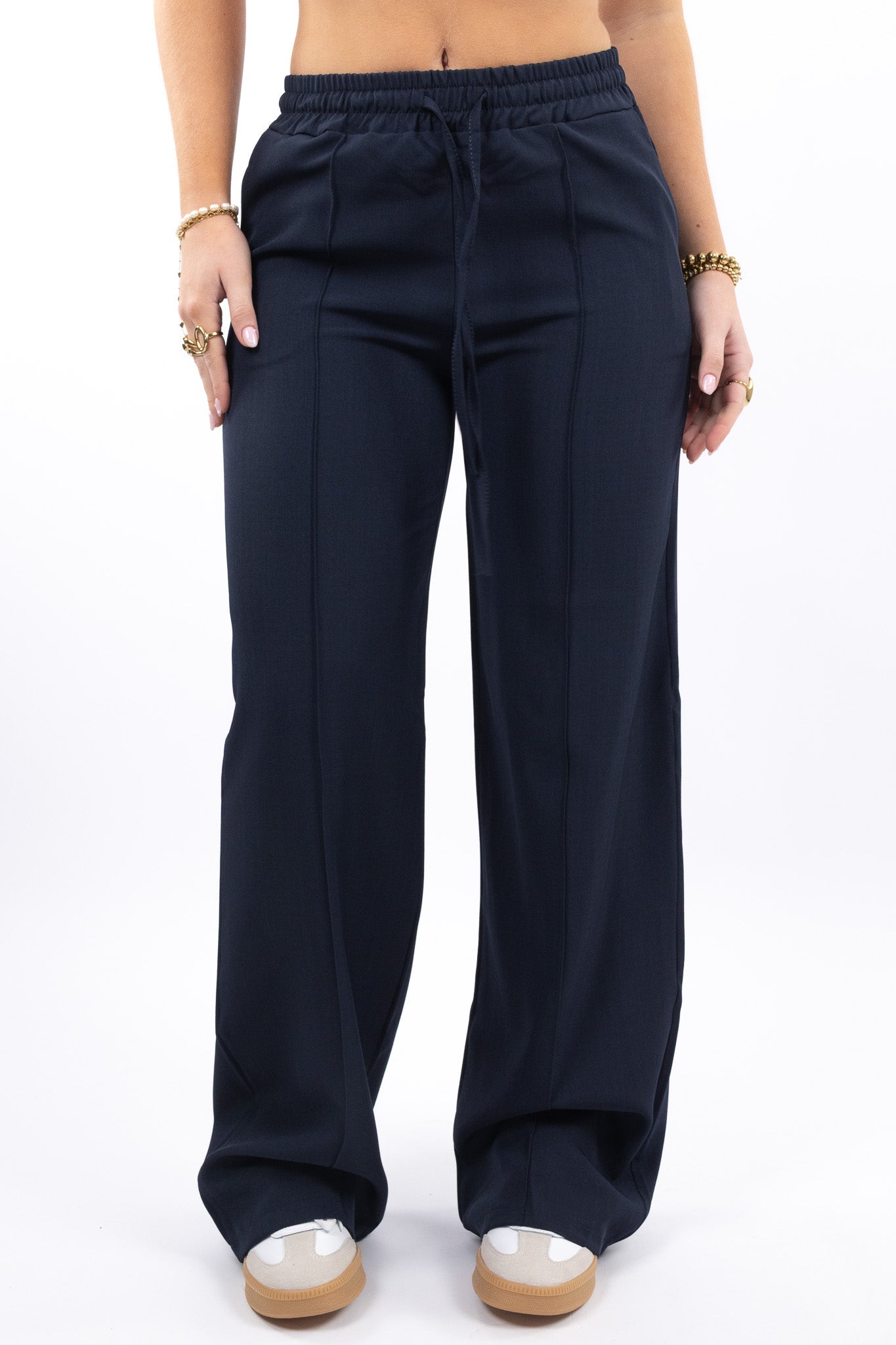Comfort Fit Wide Leg Pants