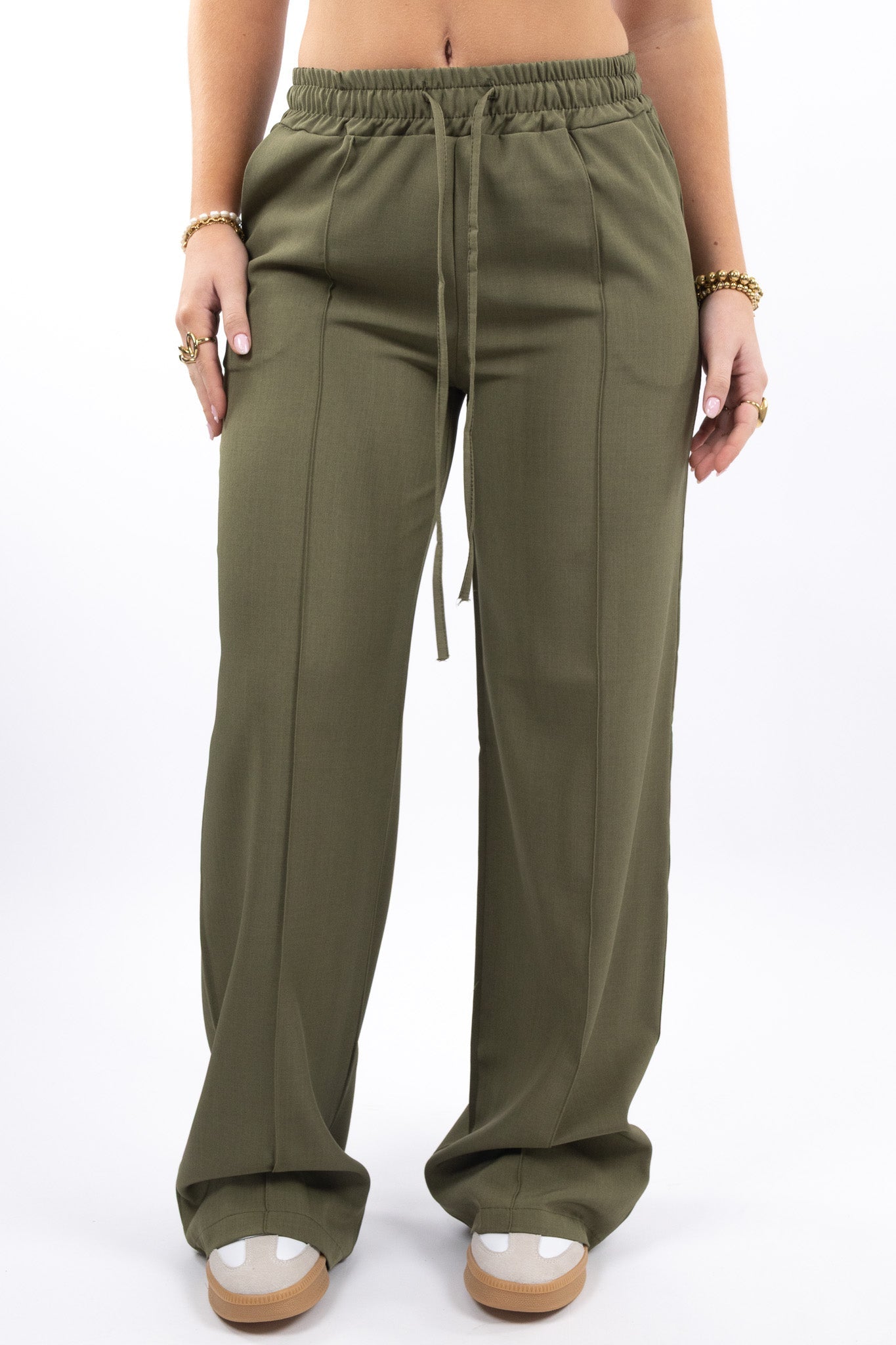 Comfort Fit Wide Leg Pants