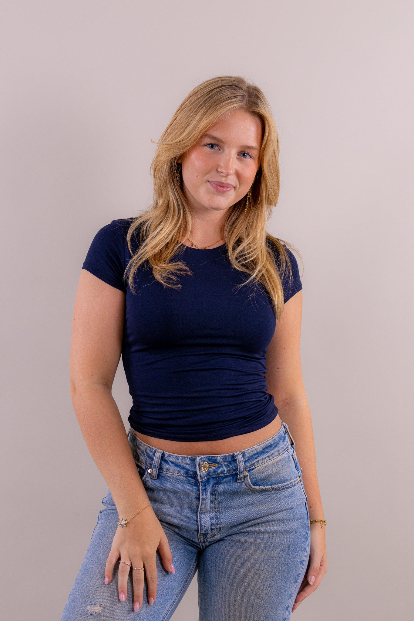 Leah Essential Top – Kurzarm