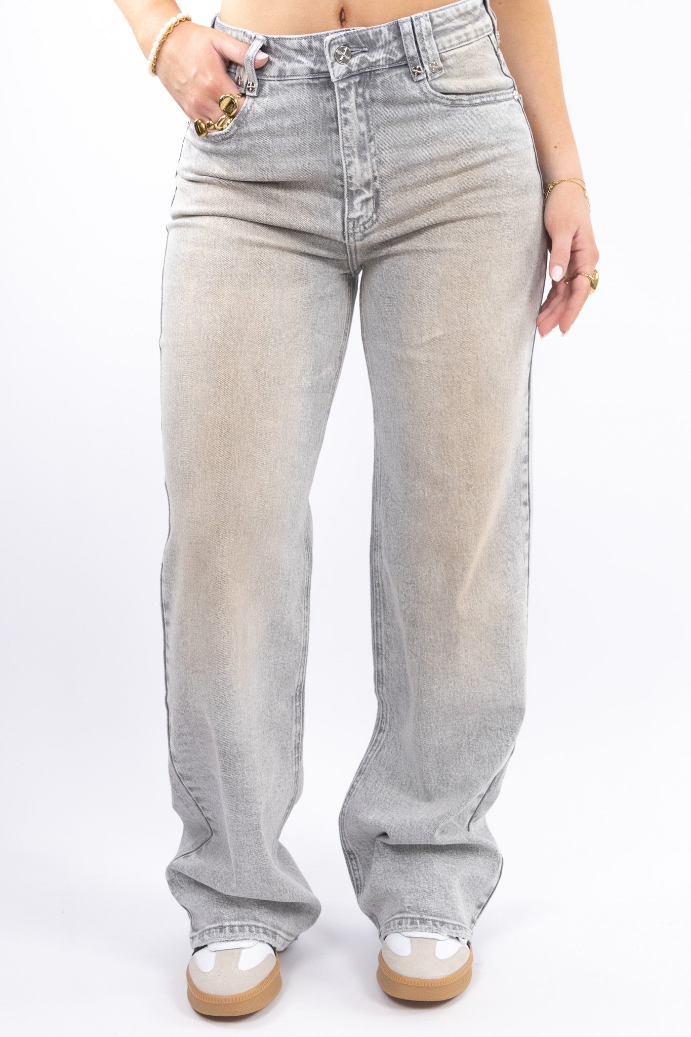 Quinn Vintage Wide Leg Jeans