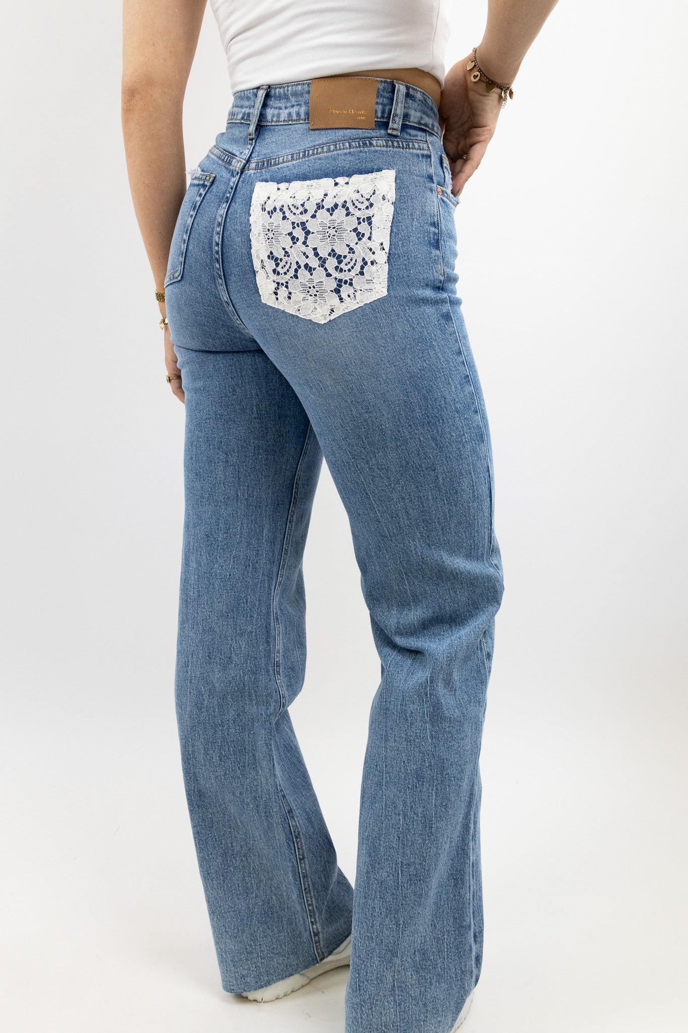 Casey Lace Pocket Jeans – Stretch