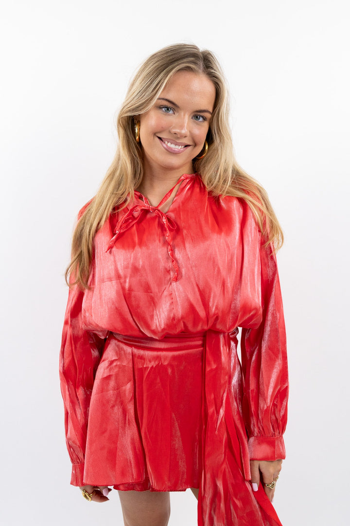 Fae Satin Kleid