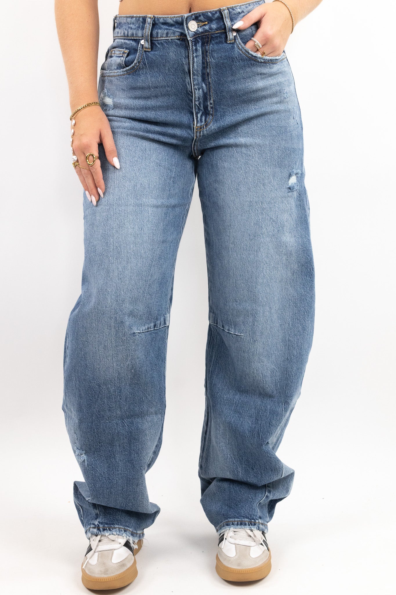 90’s Distressed Balloon Jeans