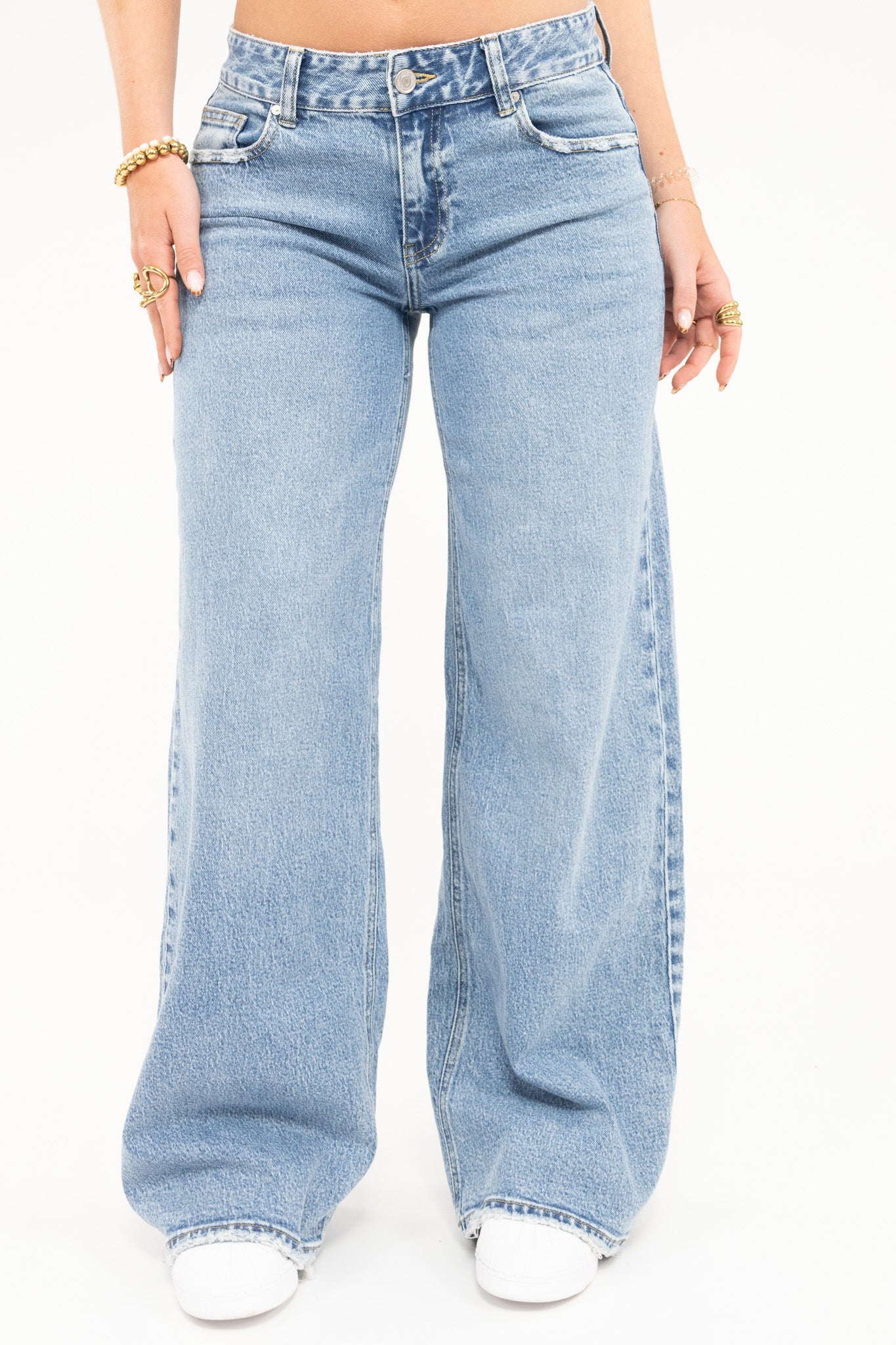 Low Waist Baggy Jeans