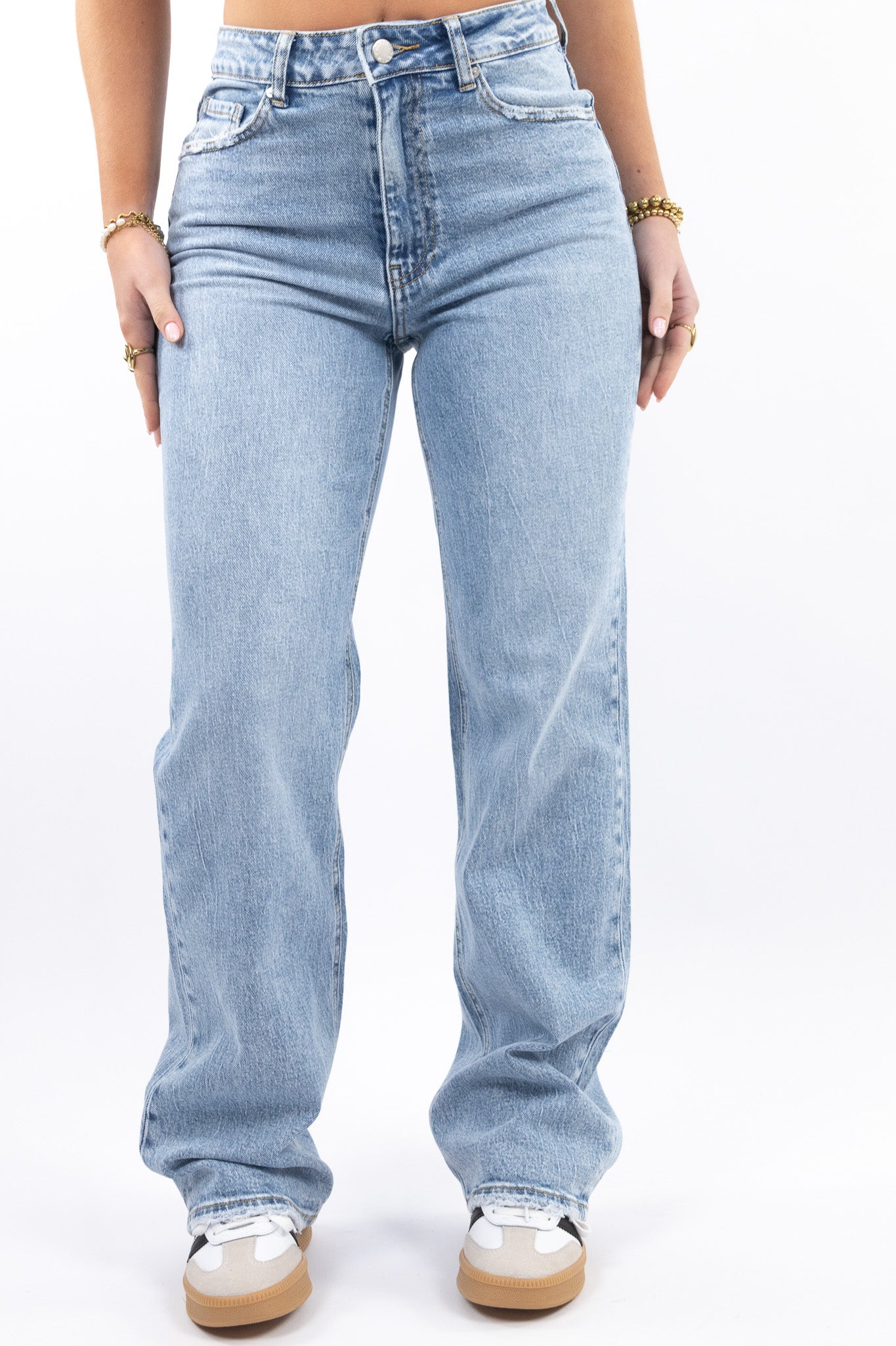 The Essential Wide Leg Jeans