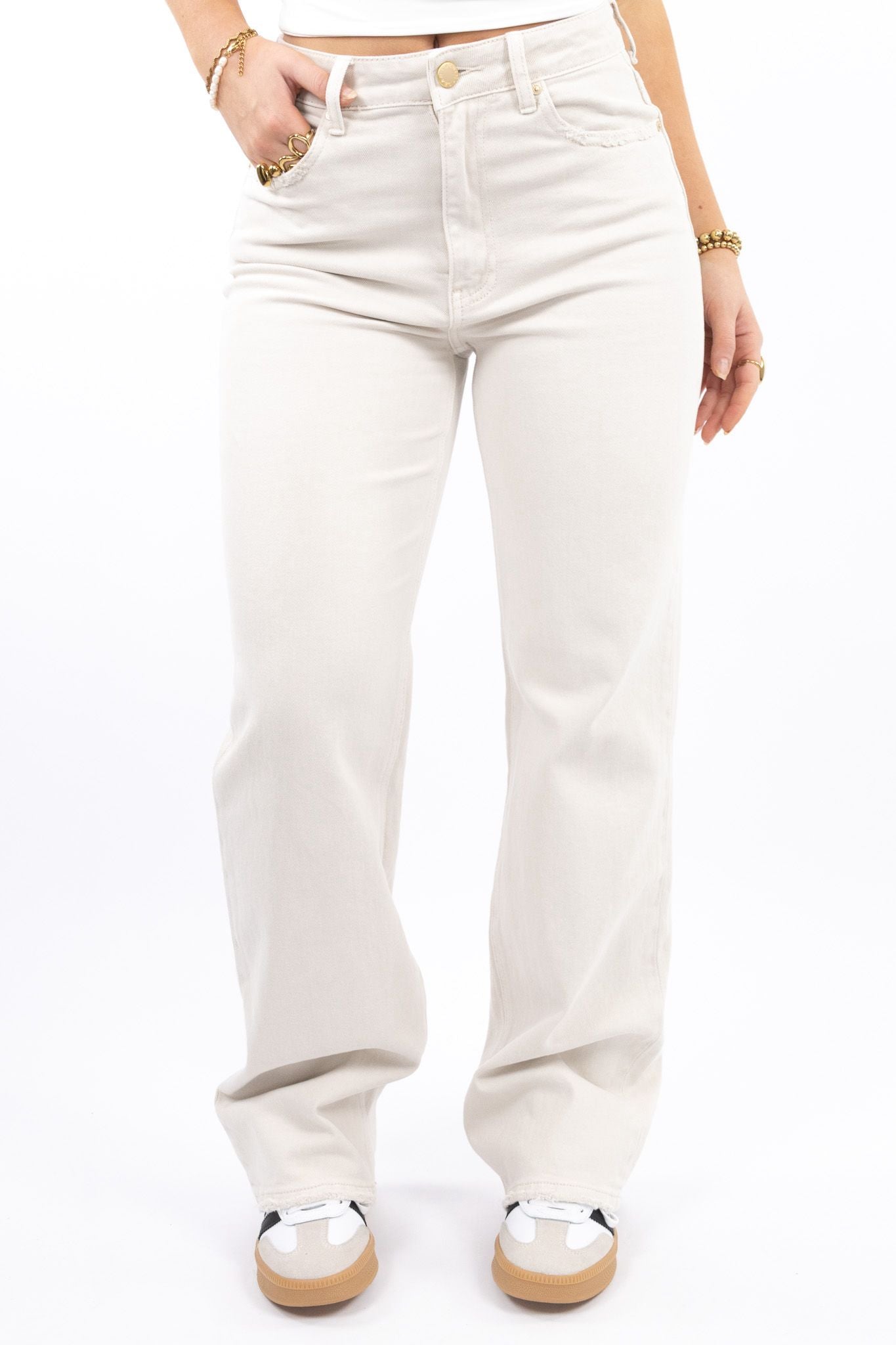 The Essential Wide Leg Jeans